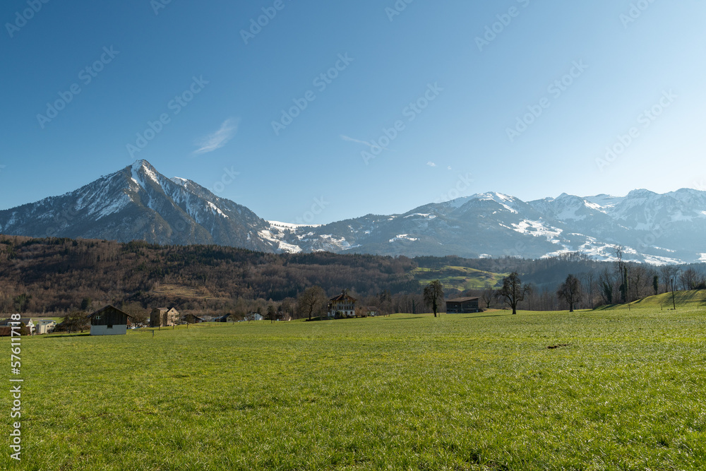 Naklejka premium Mountain panorama in Alpnach in Switzerland