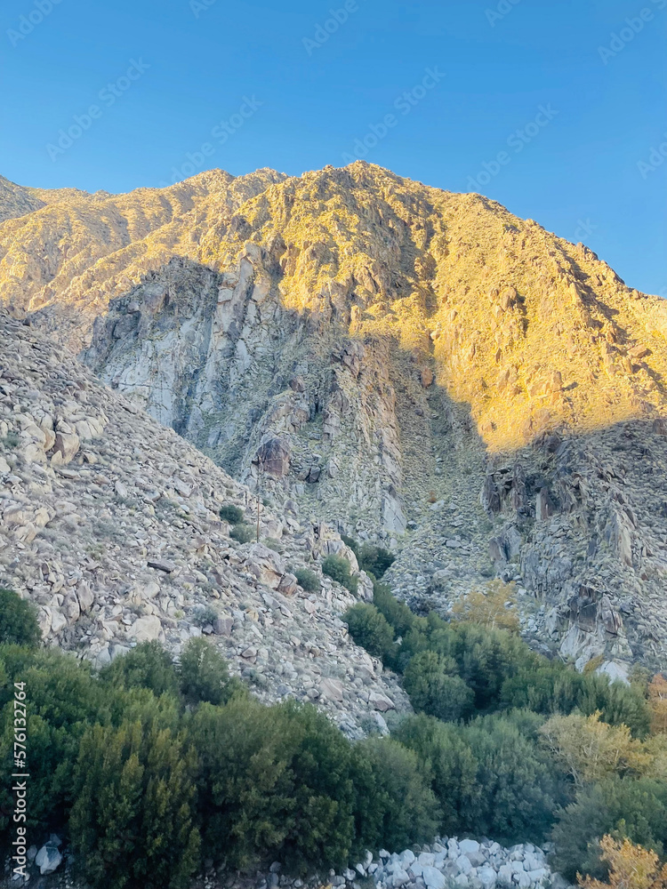 Fototapeta premium mountains in the mountains