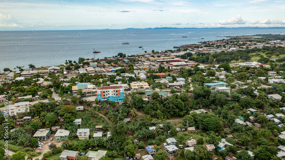 Obraz premium Urbanisation is slowly happening in Honiara as more and more buildings and roads are constructed.