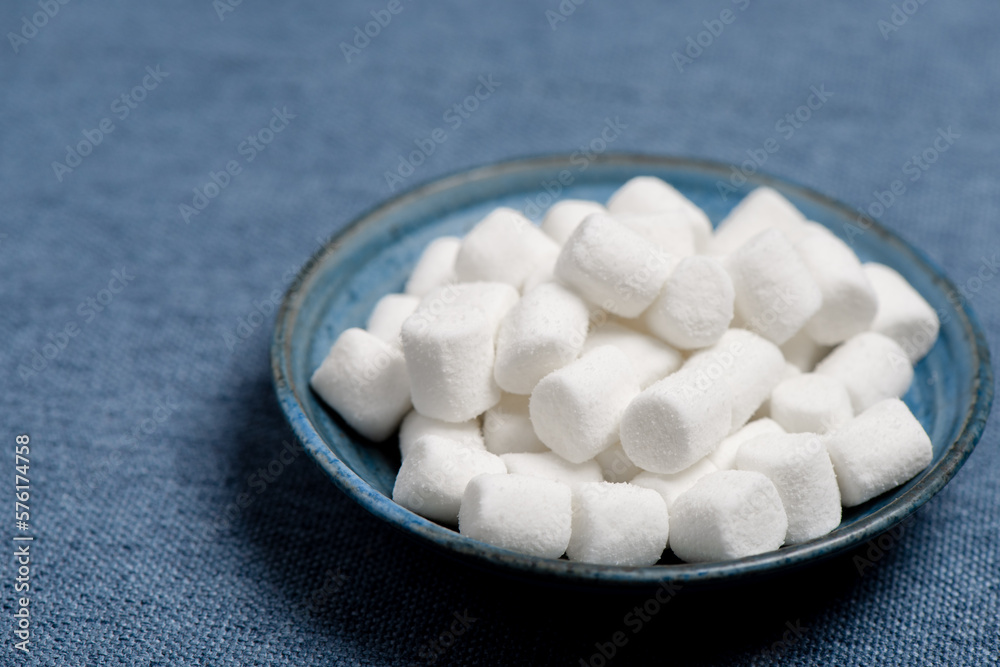 Heap of Marshmallows Heap of Marshmallows
