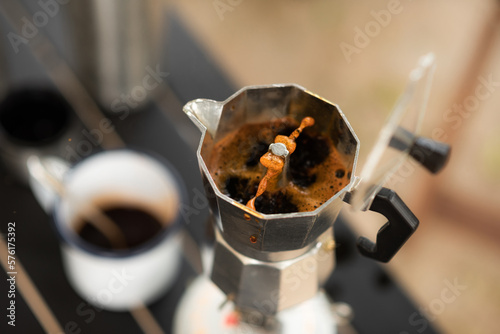Brewing coffee with Moka pot