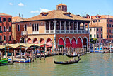 Grand canal Rialto Market, Mercati di Rialto.Since the year 1097, Venetians have depended on tis market for their daily supplies of fish, vegetables and fruit.