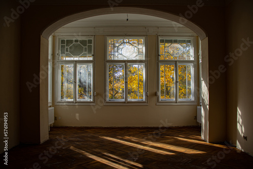 Canvastavla Beautiful architecture, windows and interior in an old house