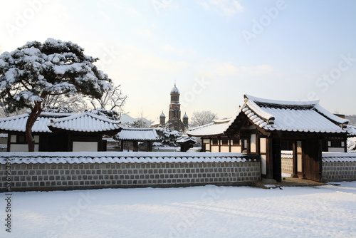 Wallpaper Mural tiled house and cathedral Torontodigital.ca