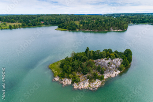 An island near the shore at GrÃ¤nsÃ¶ photo