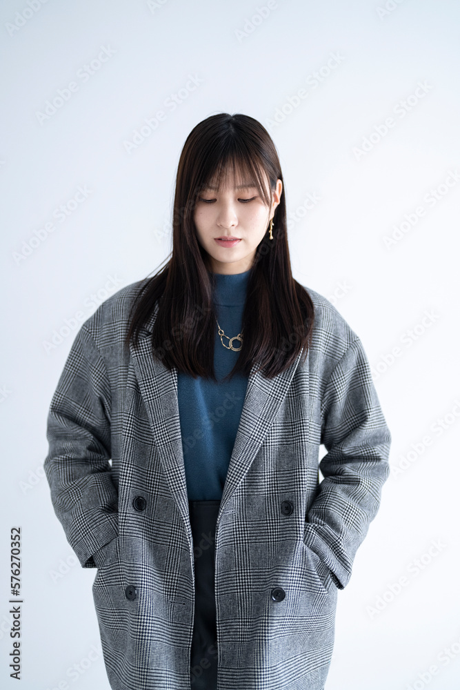 クールな女性 クールな女性