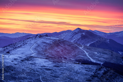 Fototapeta Naklejka Na Ścianę i Meble -  sunset in the Bieszczady mountains
