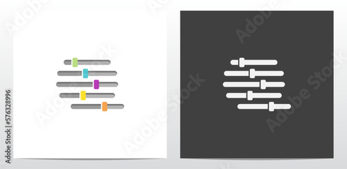 Toggle Switch Letter Logo Design Q