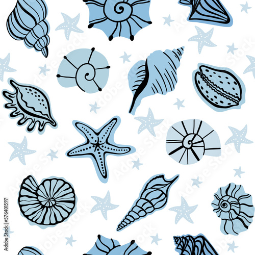 Seamless pattern with hand drawn seashells and seastars