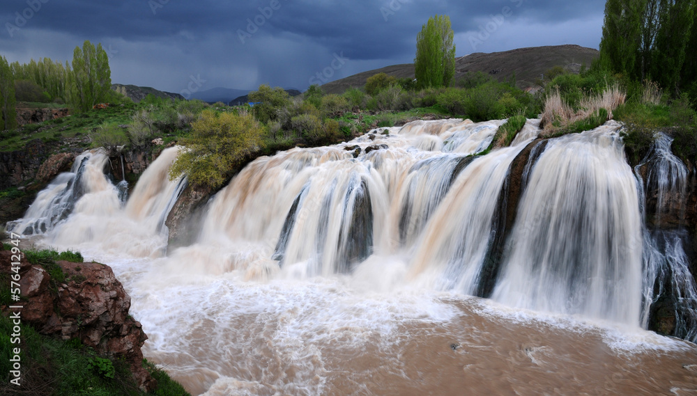 Obraz premium Muradiye Waterfall - Van - TURKEY