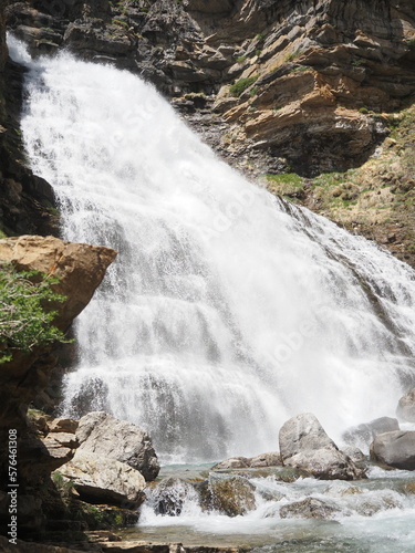 La famosa cascada de la Cola de Caballo en Ordesa