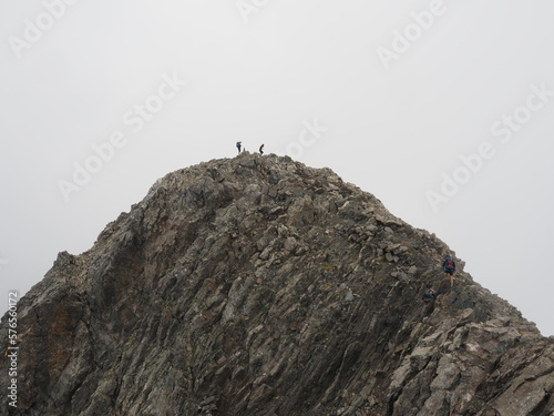 Pico La Munia en el Pirineo  Huesca  Espa  a