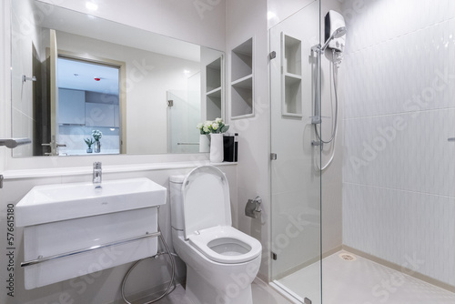 Clean and fresh bathroom with Bathroom amenities