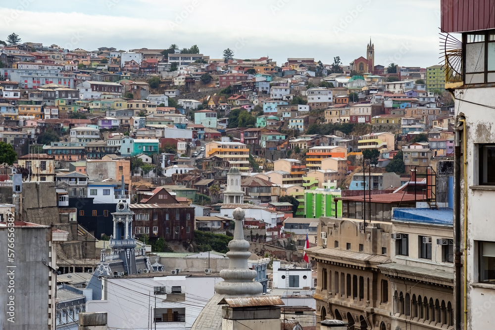Valparaiso cityscape, colorful houses in Valparaiso, Chile