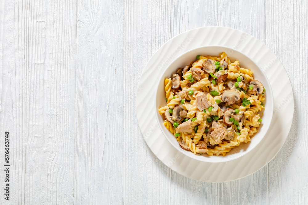 tuna mushroom green pea fusilli with sauce tuna mushroom green pea fusilli with sauce
