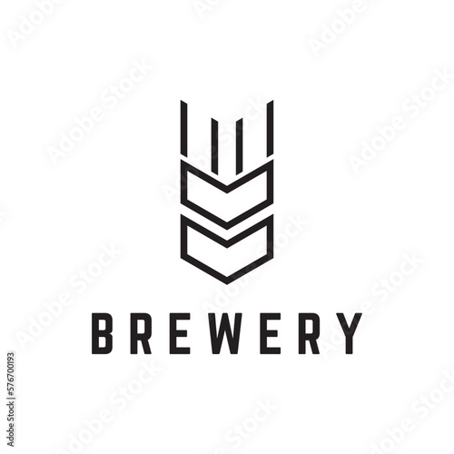 Premium quality vintage craft beer logo template design. For badges, emblems, beer companies, bars, taverns.