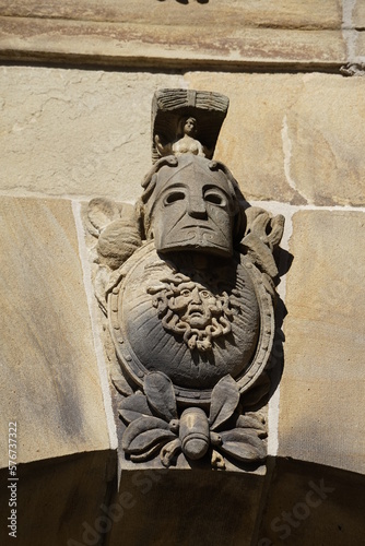 eine Figur am Ratzhaus in Bielefeld photo