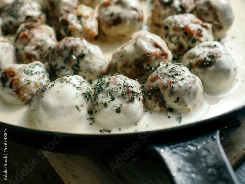 lunch meatball