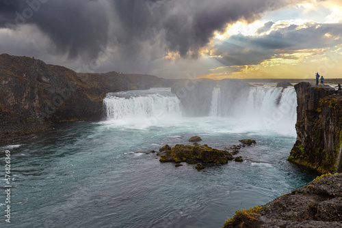 Godafoss  Wassefall der G  tter im Norden Islands