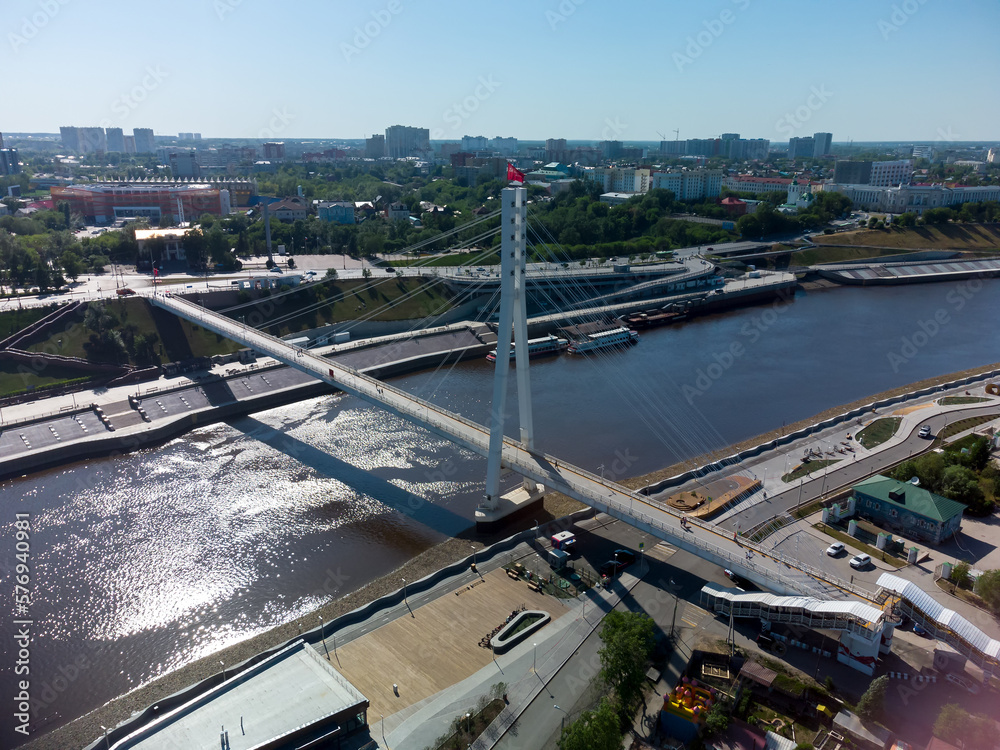 Obraz premium Мост Влюбленных. Тюмень