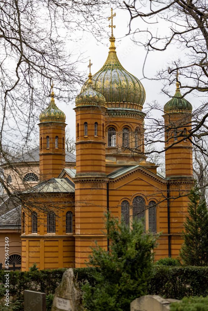 Historischer Friedhof in Weimar mit Fürstengruft und angrenzender Russisch-Orthodoxer Kapelle