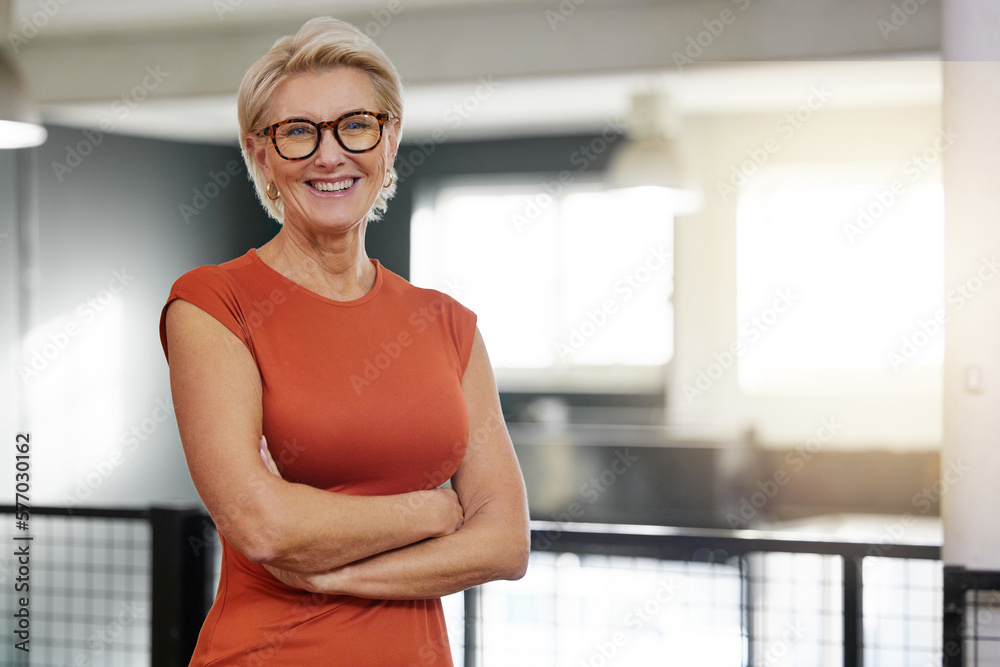 Portrait, arms crossed and smile of business woman in office with pride for career and job. Ceo glasses, boss face and happy, confident and proud elderly female entrepreneur from Canada in company. - obrazy, fototapety, plakaty 