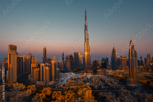 Capturing the Majestic Sunrise at Burj Khalifa: A Stunning Landscape Shot