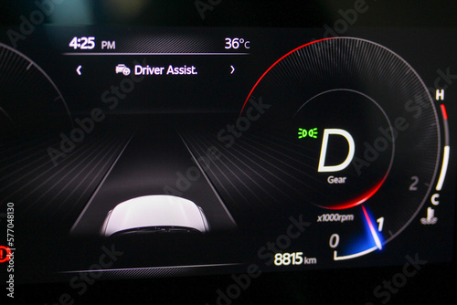 Obraz na płótnie Driver Assist graphic in a new vehicle gauge cluster w salonie