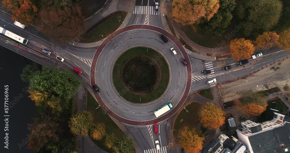 Traffic circle from above 