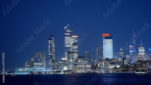 Manhattan city lights at night - travel photography © 4kclips