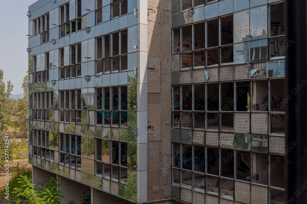 Obraz premium Unfinished hospital building in Zagreb, Croatia