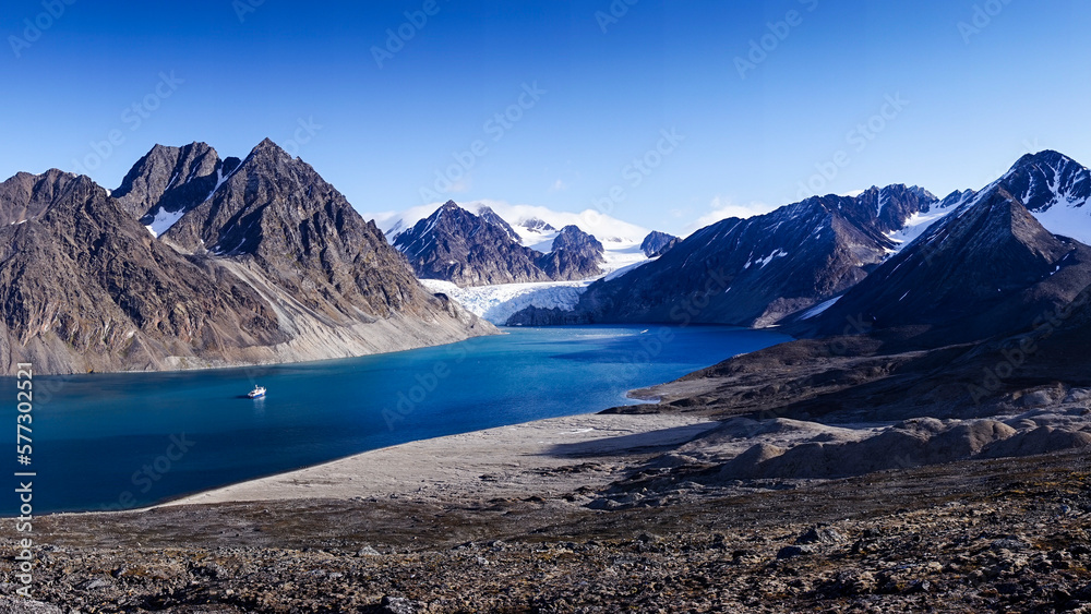 tempted by a boat trip?, Spitzbergen, Svalbard tempted by a boat trip?, Spitzbergen, Svalbard