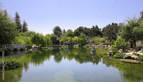 Fototapeta Naklejka Na Ścianę i Meble -  pond and flowers in a japanese garden