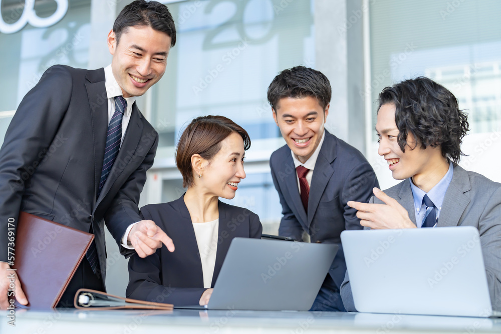 ビジネス・チーム・グループ