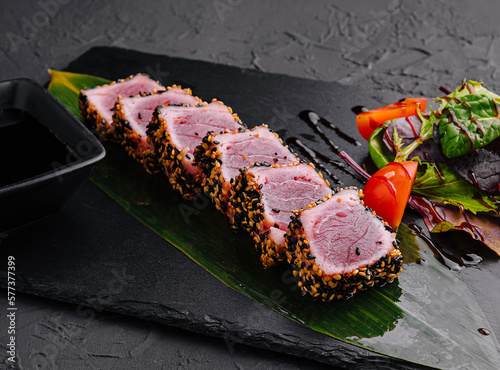 Canvas-taulu sushi tuna steak with sesame seeds