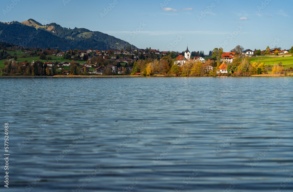 Fototapeta premium Weißensee bei Füssen