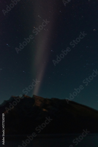 STUNNING STEVE: Aurora Borealis Illuminates the Mountain Peak in a Spectacular Light Show