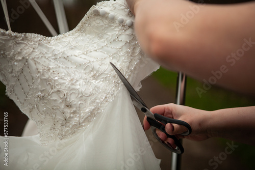 Trash The Dress Cutting Up Wedding Dress Photoshoot