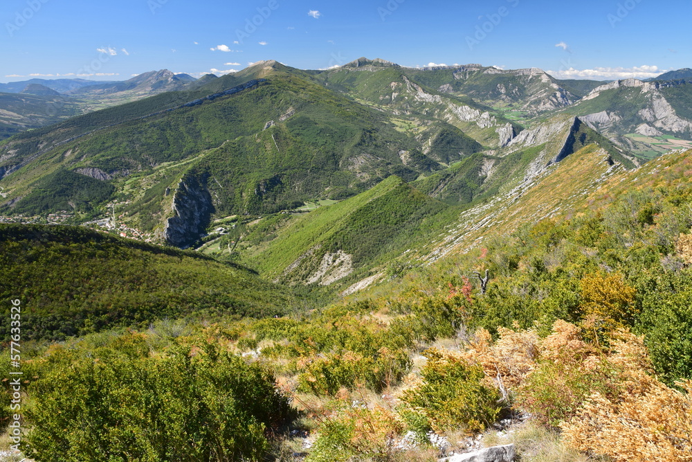 Massif du Diois, vu depuis la crête de l'Arambre