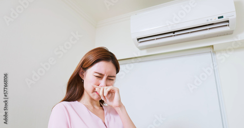 Canvastavla air conditioner has bad smell