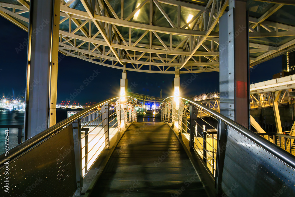 Fototapeta premium Hamburg Landungsbrücke