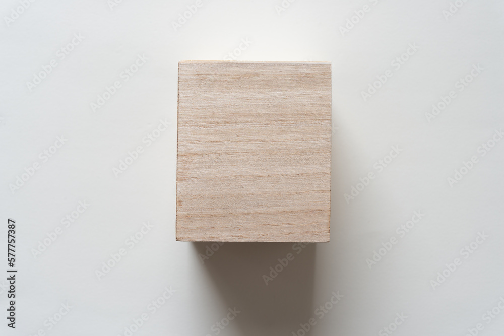 Naklejka premium simple wood box isolated on a not so white paper background