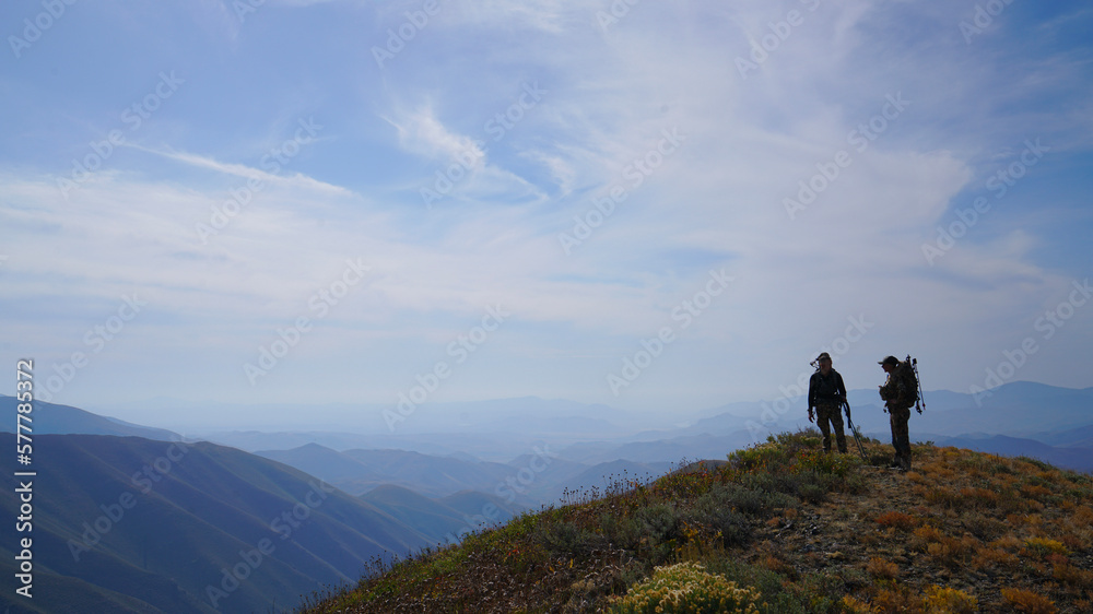 elk hunting in the mountains