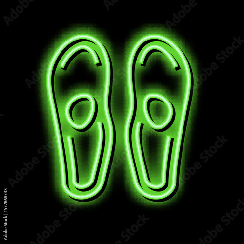 insoles for treatment flat feet neon glow icon illustration
