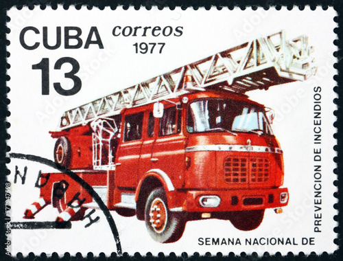 Postage stamp Cuba 1977 turntable-ladder truck