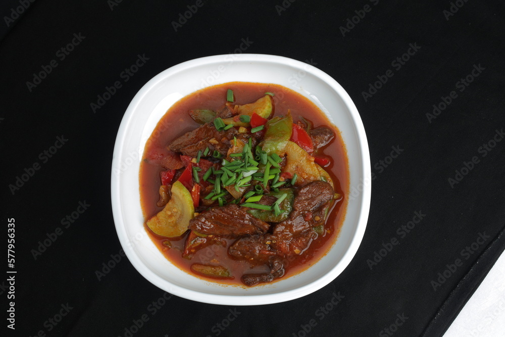 o'zbek va yevropa taomlari, restoranlar uchun, taomnoma, go'sht, baliq, souslar, tushlik, sho'rvalar o'zbek va yevropa taomlari, restoranlar uchun, taomnoma, go'sht, baliq, souslar, tushlik, sho'rvalar