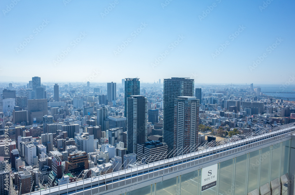 未来に向けて発展目覚ましい大阪駅・うめきた