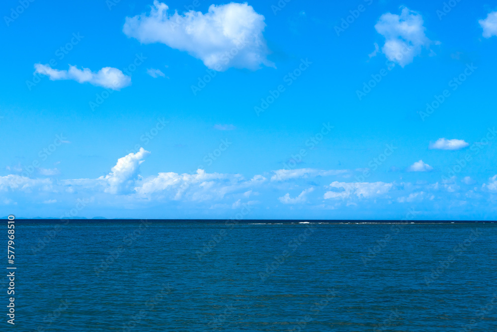 夏の沖縄の海 夏の沖縄の海