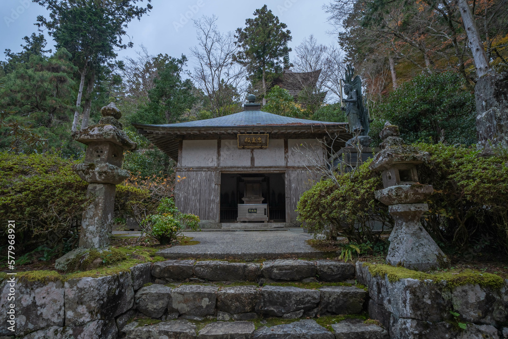 鶴林寺