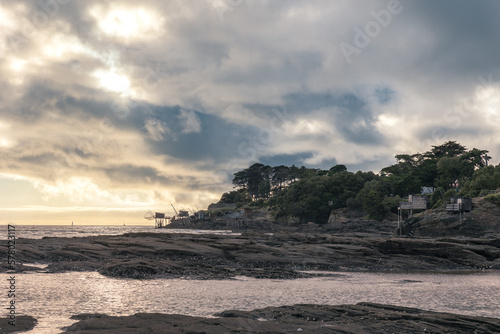 Bord de plage  coucher de soleil  Pornic France